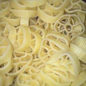 Meet your Posher, Leah